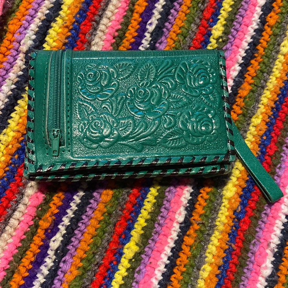 Western style handmade leather wallet